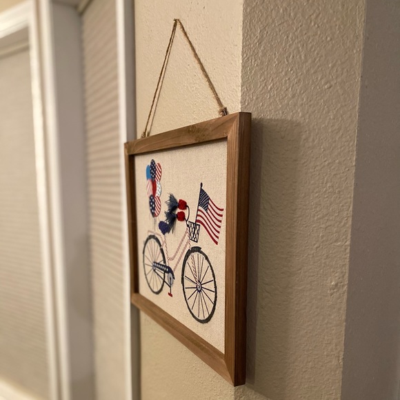 July 4th Patriotic Bicycle Wall Sign, Bicycle Kitchen Towels & Bicycle Napkins - Picture 10 of 13